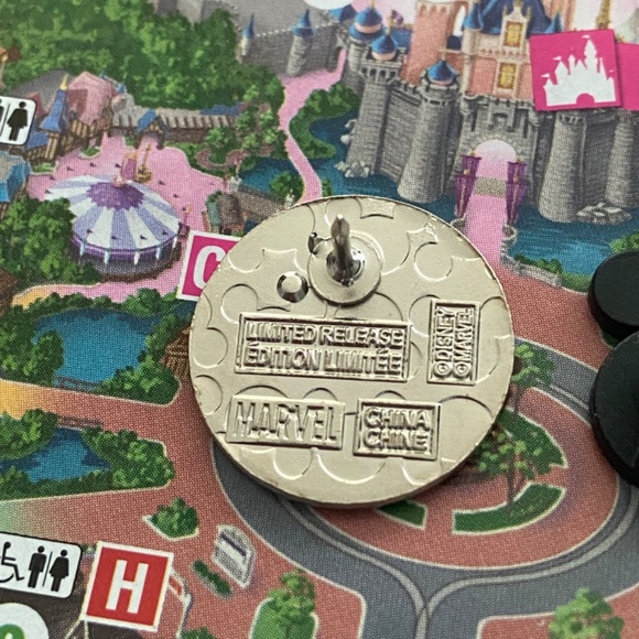 Disney parks Marvel Avenger Hulk Punch Fist Glitter Enamel Pin limited e… - Picture 4 of 4